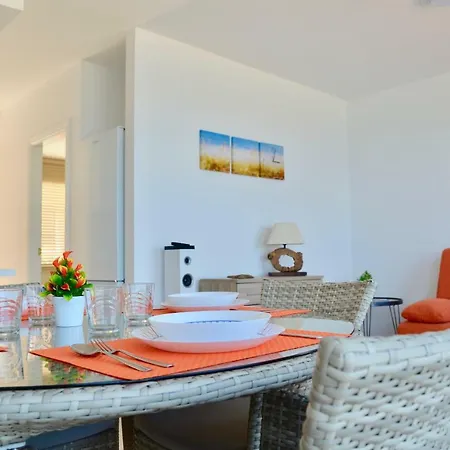 Residencial Playa Paraiso 아파트 *
