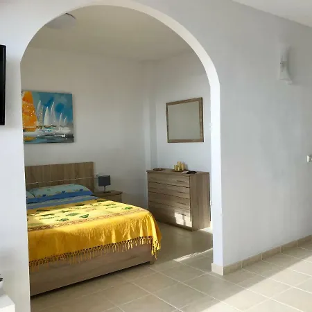 Residencial Playa Paraiso アパート